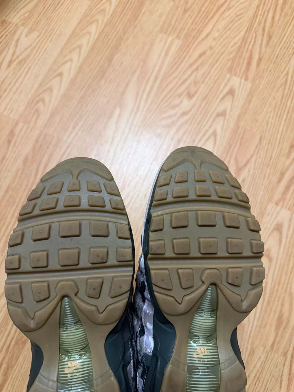 Nike Air Max 95 Camo Sunset (AQ6303-001) SZ 13M ‼️SHIP NEXT DAY‼️ NO BOX CLEAN🧼 - Picture 10 of 11